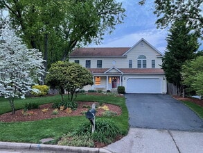 Building Photo - 13110 Pelmira Ridge Ct