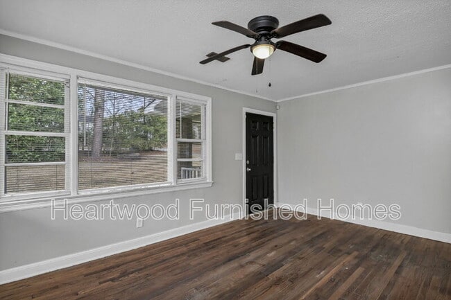 Foto del edificio - 3300 Margrave Rd
