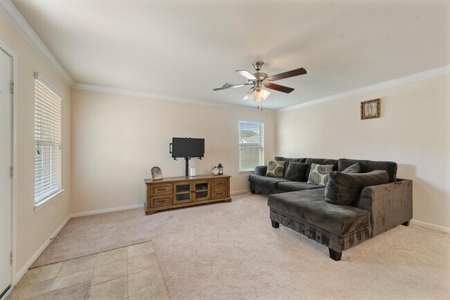 Foto del edificio - 2202 Cherryville Dr