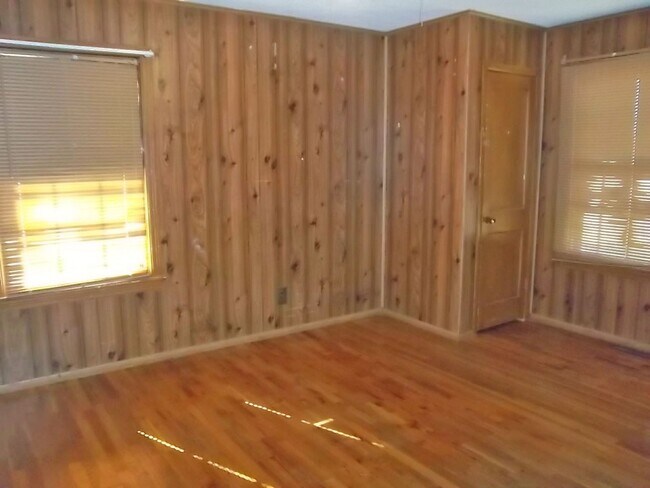 Foto del edificio - 4109 Cline Rd