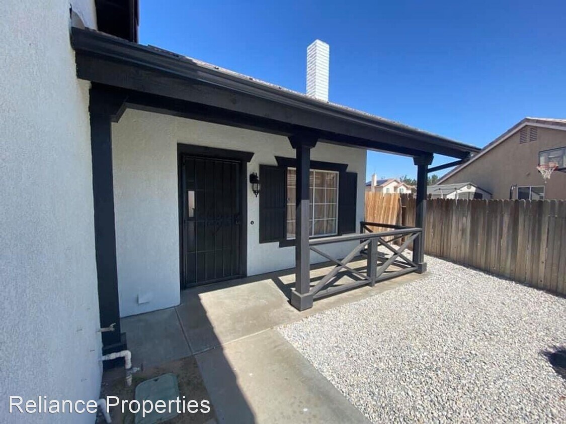 10720 Dove Ct, Adelanto, CA 92301 House Rental in Adelanto, CA