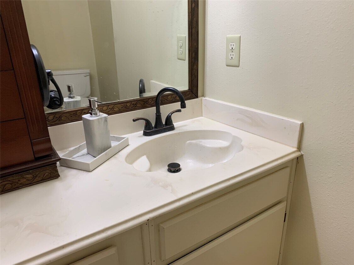 Foto principal - 5514 Fawn Trail Ln