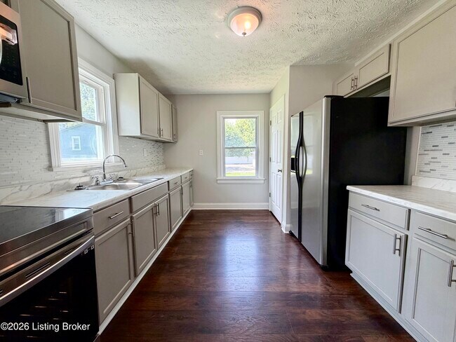 Foto del edificio - 5710 Barrett Ln