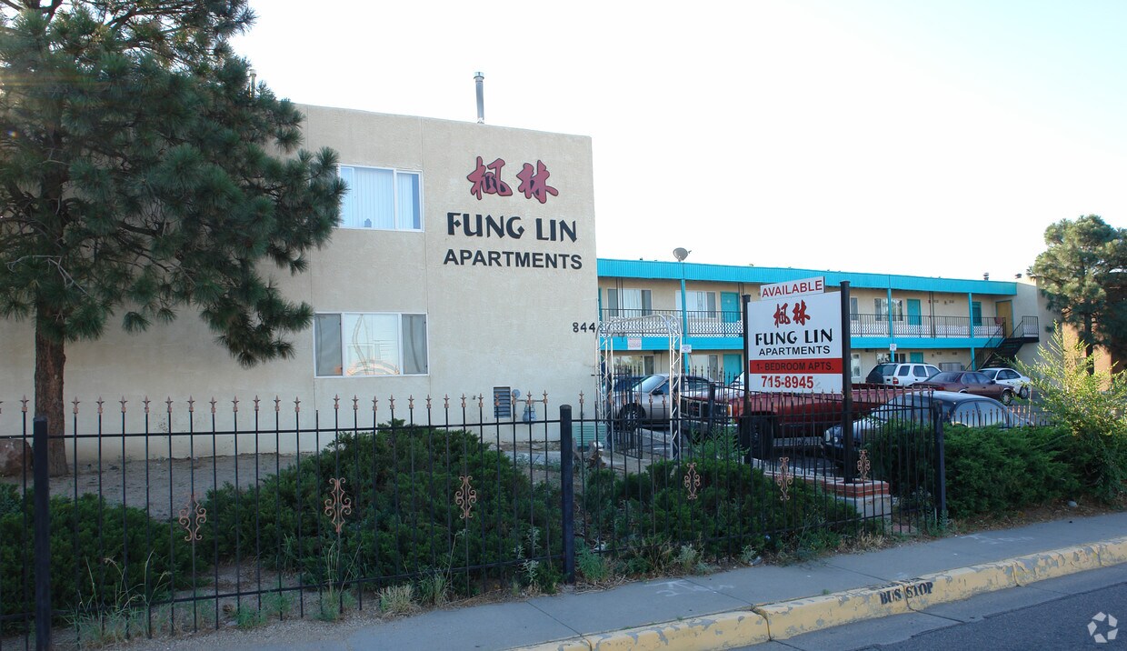 Lin Apartaments Fung - 844 Chelwood Park Blvd