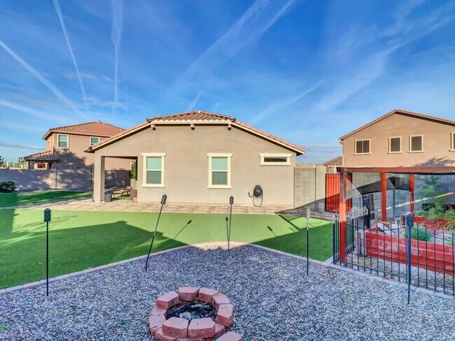 Foto del edificio - 3405 W Alta Vista Rd