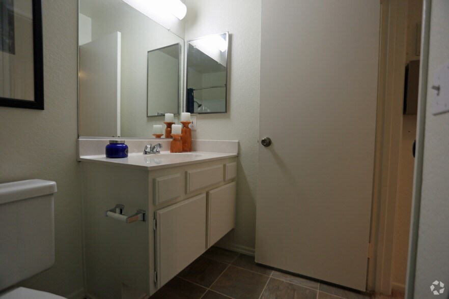 Rosewood Apartments Rentals Redlands, CA