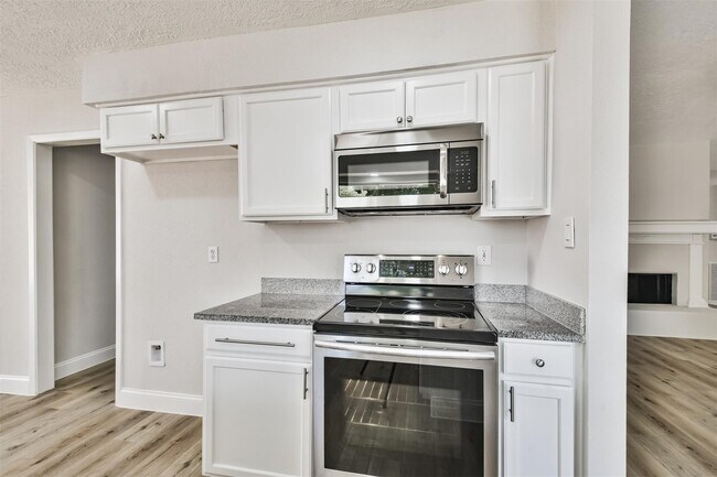 Building Photo - 23203 Pennsgrove Rd