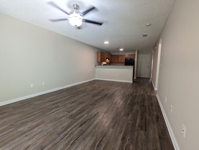 Foto del edificio - 126 Plantation Point Dr