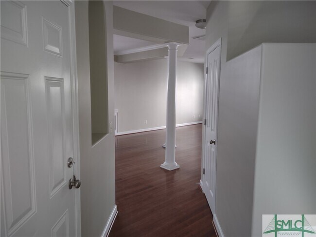 Building Photo - 50 Summer Hill Ct