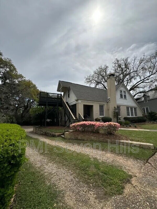 Foto del edificio - 1643 Fernando Dr
