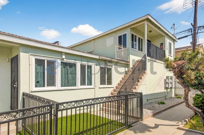 Building Photo - 610 N Garfield Ave