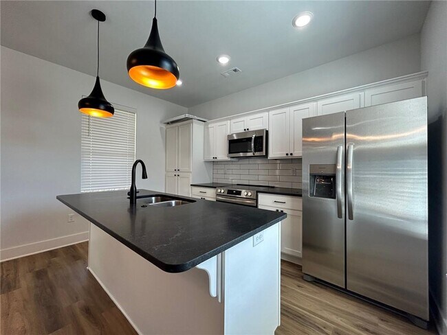 Building Photo - 3068 W Salida Ln