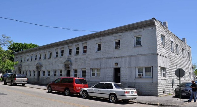 Building Photo - 50-56 West St