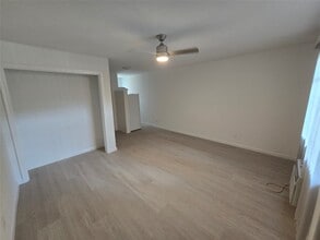 Building Photo - 2501 Yoakum Blvd