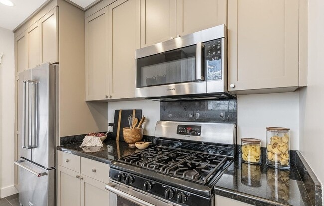 Building Photo - 146 Beaver St