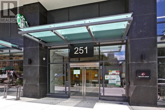 Building Photo - 251 Jarvis St