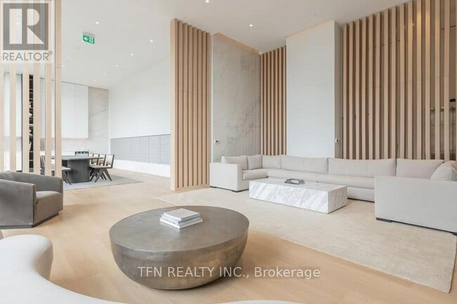 Building Photo - 3009 Novar Rd