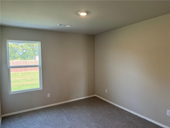 Foto del edificio - 2613 S Silver St