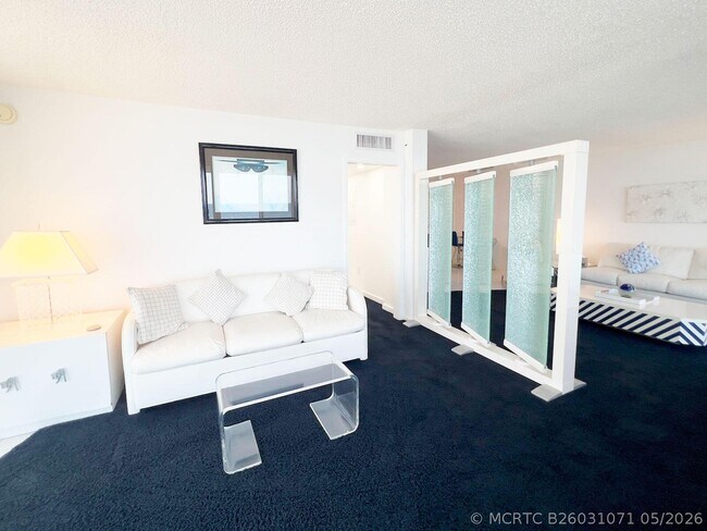 Building Photo - 3546 S Ocean Blvd