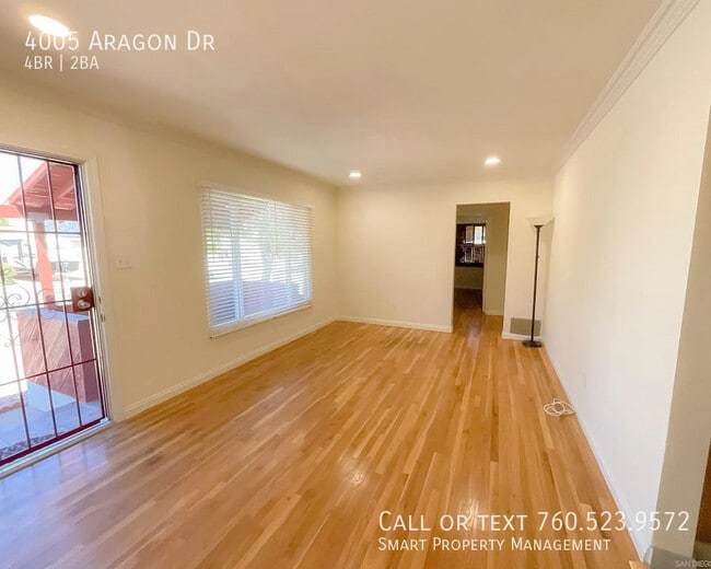 Building Photo - 4005 Aragon Dr