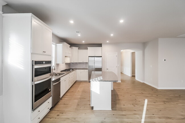 Building Photo - 206 Nuttall Dr