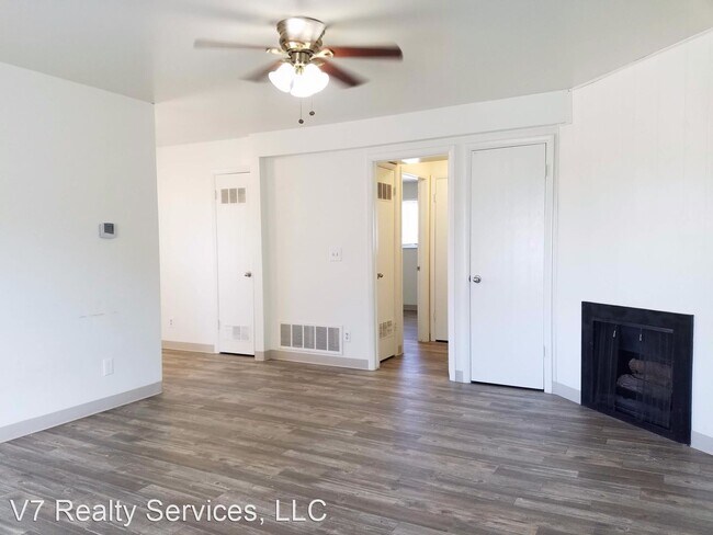 Foto del edificio - 290-294 Odell Lane 100 N