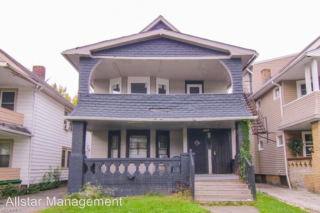 Primary Photo - 3350 E 132nd St