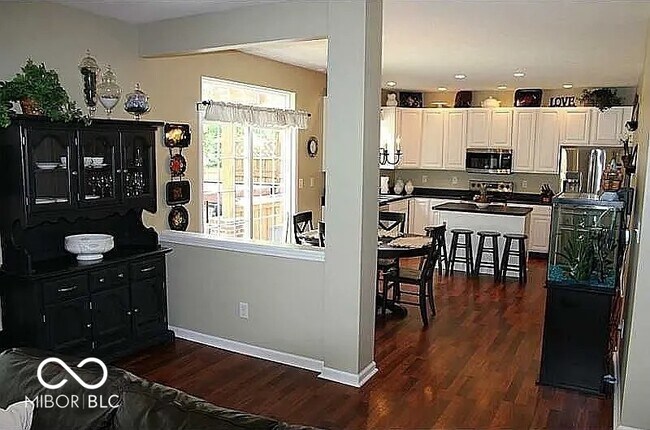 Foto del edificio - 11140 Litchfield Pl