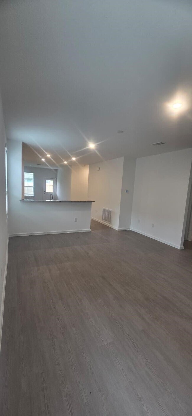 Foto del edificio - 26410 Cedar Sedge Dr