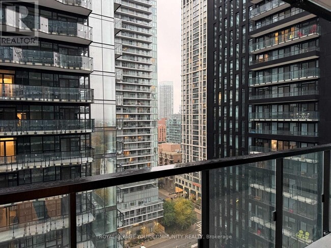 Building Photo - 120 Broadway Ave