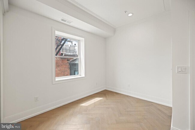 Foto del edificio - 1709 21st St NW