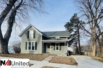 Building Photo - 3101 Euclid Ave