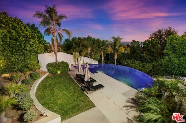 Foto del edificio - 27454 Winding Way