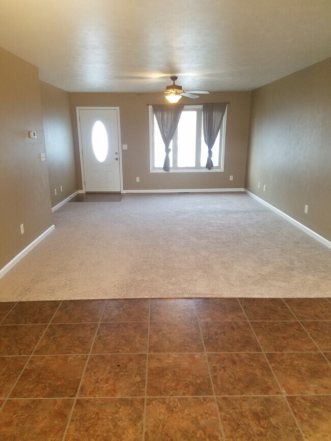 3101 Magnolia Ln, Herrin, IL 62948 Apartments in Herrin, IL