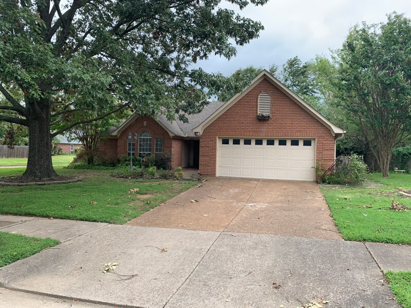 Primary Photo - 6630 Millgrove Park Dr