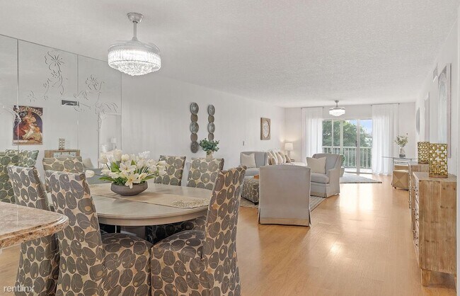 Building Photo - 2 br, 2 bath House - 250 John F Kennedy Dr...