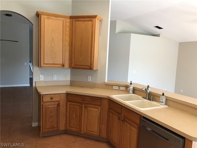 Building Photo - 2813 Amberwood Ln