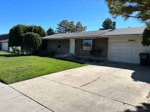 Building Photo - 7067 Bello Ave