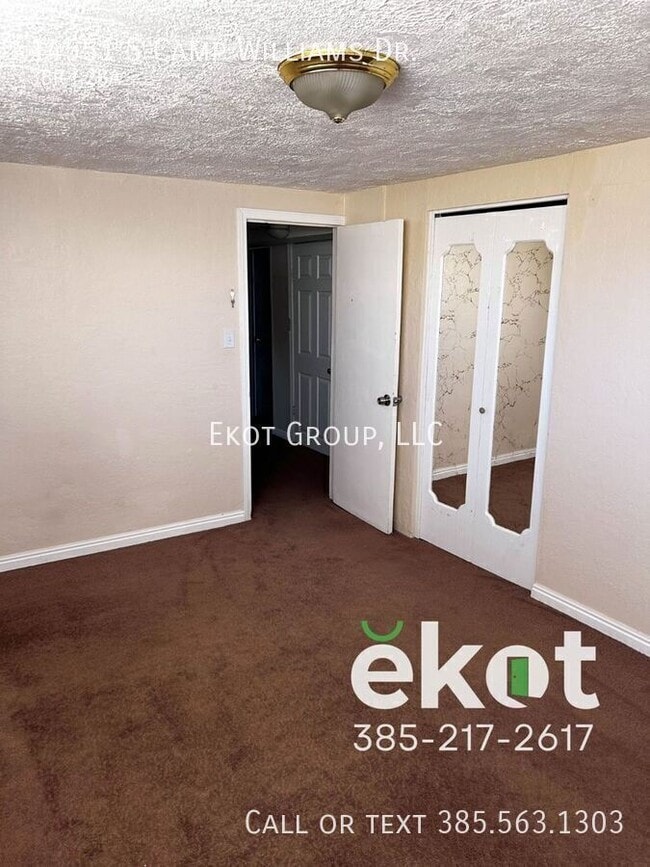 Building Photo - 14551 S Camp Williams Rd