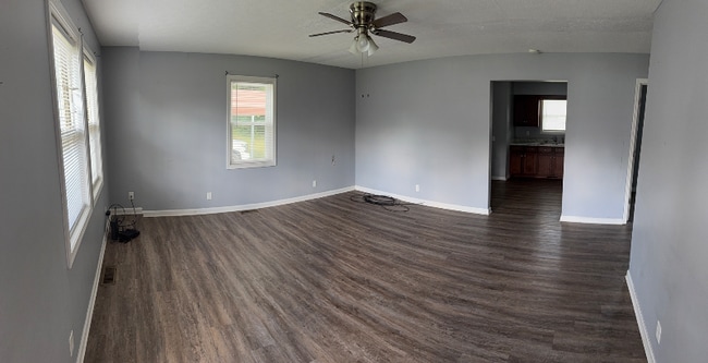Building Photo - 105 Combs Blvd