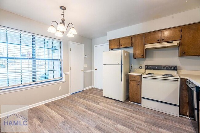 Foto del edificio - 724 Timber Ridge Trail