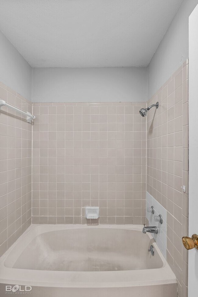 Foto del edificio - Charming 3-bedroom, 2-bath home in vibrant Bossier City, LA!