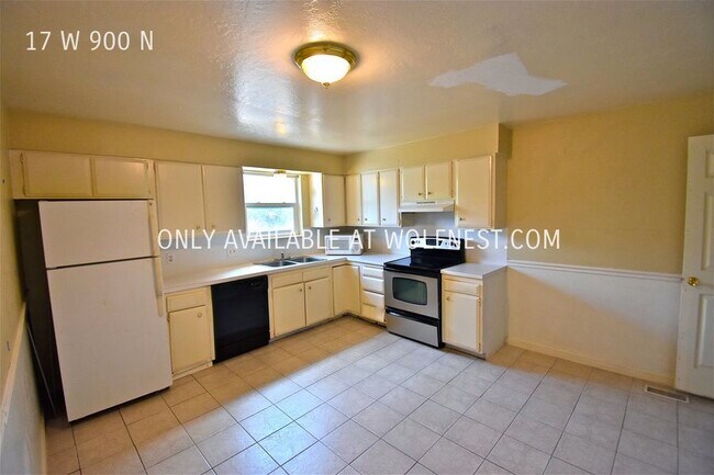 Foto del edificio - Lovely 4 Bed Orem Unit! No Deposit Option!