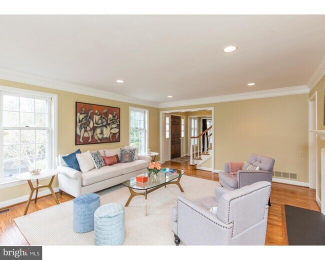 Foto del edificio - 101 Woods Ln