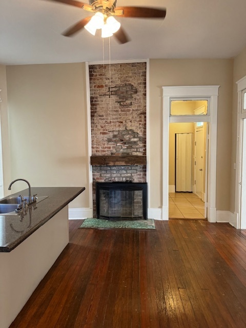 Building Photo - Charming 2BR/1BA spacious home in Nashville!