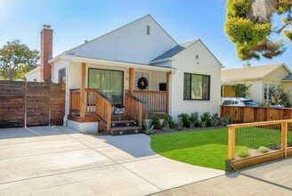 Building Photo - 1120 Masonic Ave