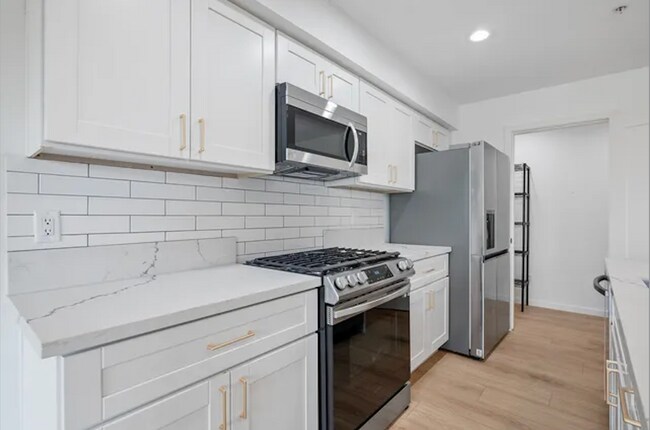 Foto del edificio - 4586 Hamilton St