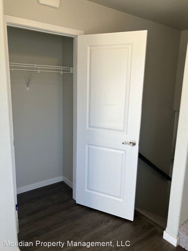 Foto del edificio - 3 br, 3 bath House - 819 5th St SE