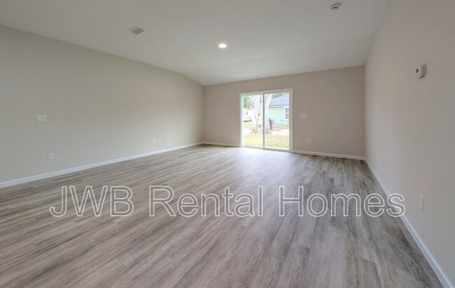 Building Photo - 14379 Gossett St