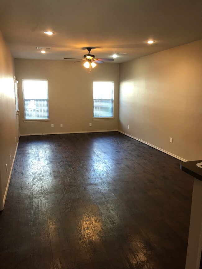 Living Room - 4213 Castlegate Dr